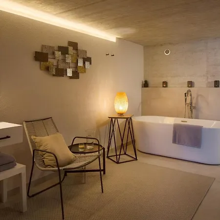 Vale - Exclusive & Private By The Sea Villa *