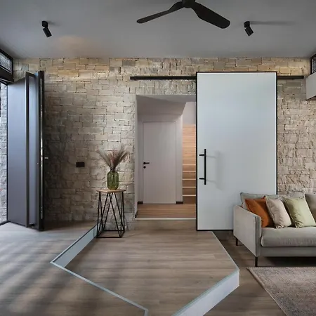 Vale - Exclusive & Private By The Sea Villa Sutivan