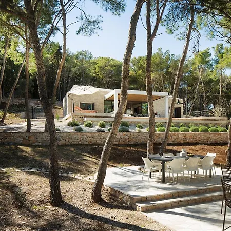 Villa Vale - Exclusive & Private By The Sea