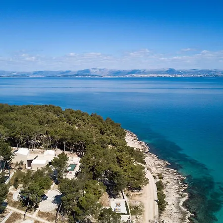 Villa Vale - Exclusive & Private By The Sea Sutivan